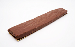 Батончик Туррон нуга с миндалем и фундуком в шоколадной глазури 100г
