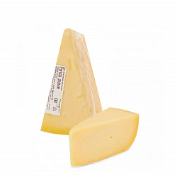 Сыр Рагуза дольче 52% (полутвёрдый)